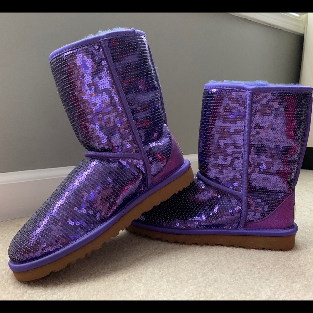 Pair of Size 6 Sequin Ugg Boots